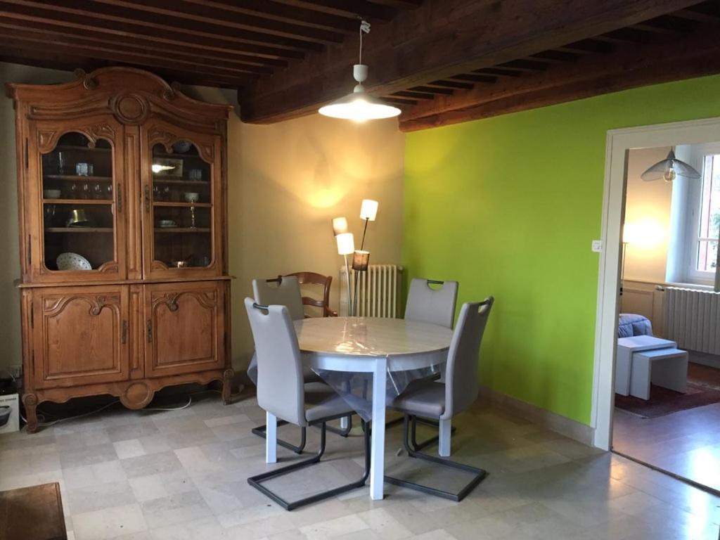 L' Huis-Au-Tilleul Quarré-les-Tombes Εξωτερικό φωτογραφία